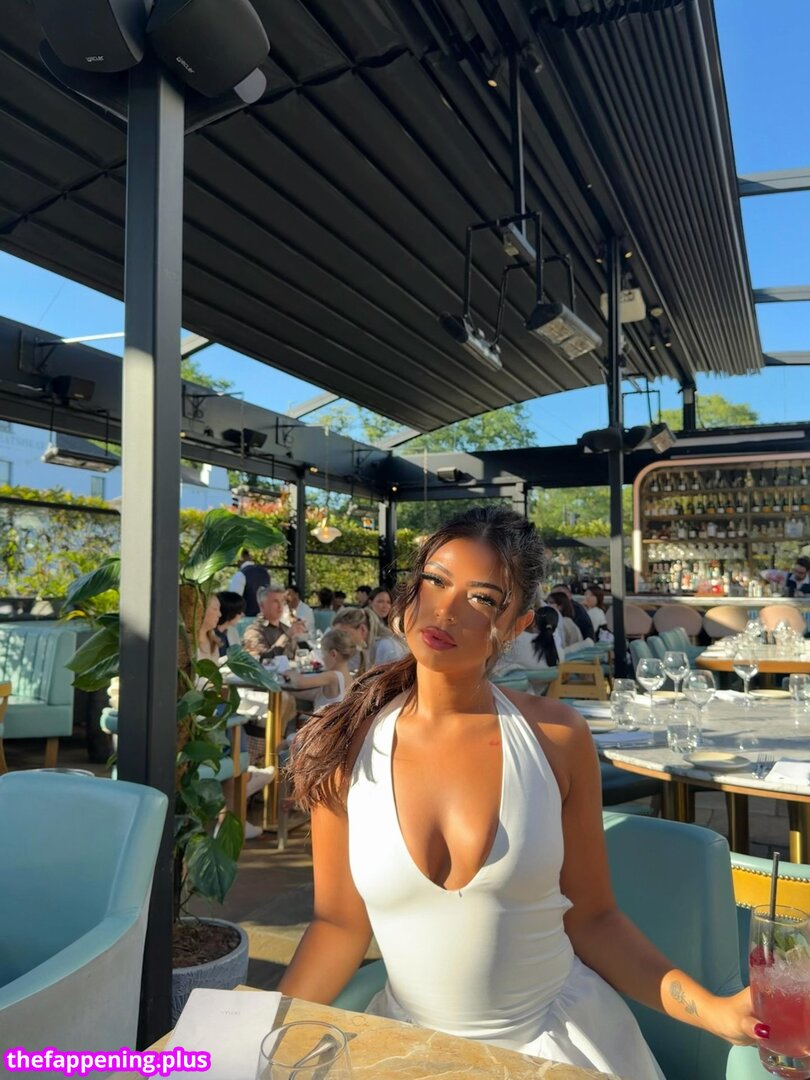 Hampshire / Surrey / chloesmithy / pegasuspills / xboofx / xxxprincess69 Çıplak OnlyFans Fotoğrafı #15