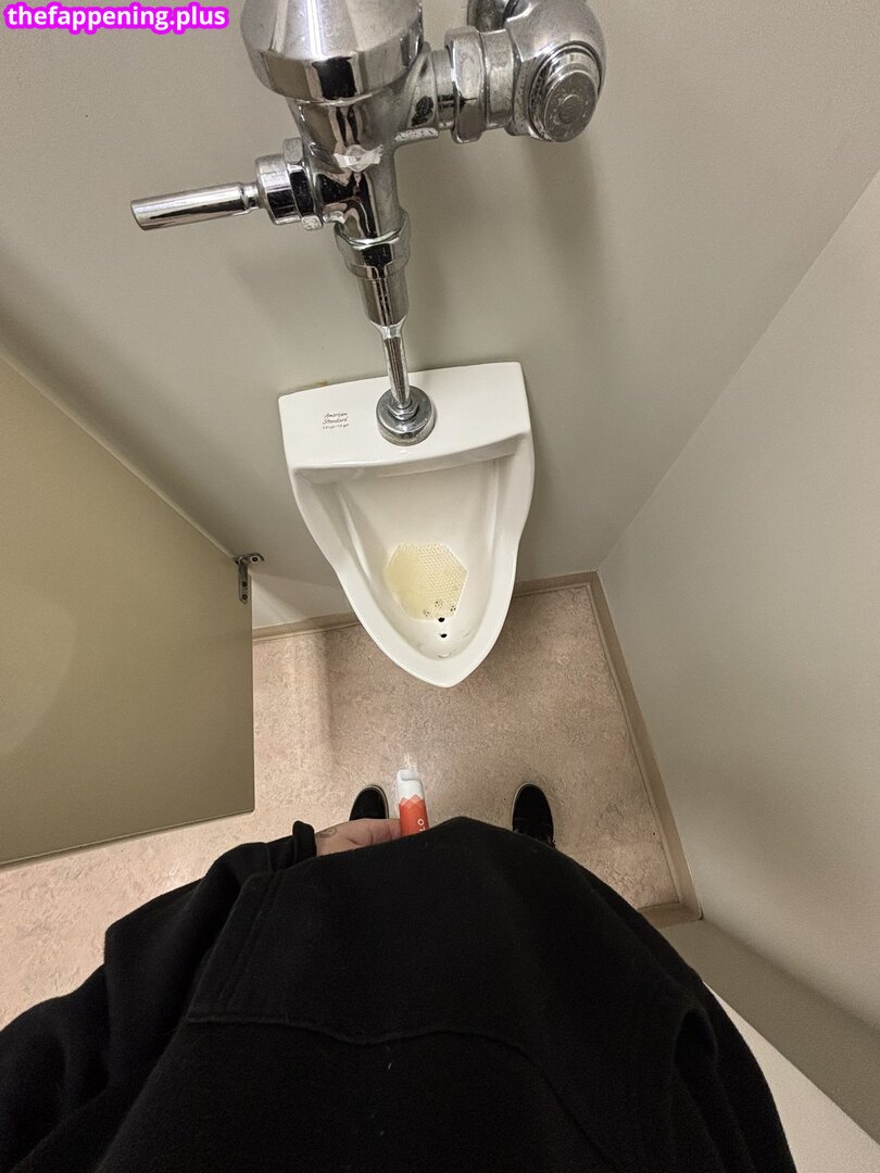 XXXZOMBIEZX / xxxzombiexx Photo OnlyFans Nu #1