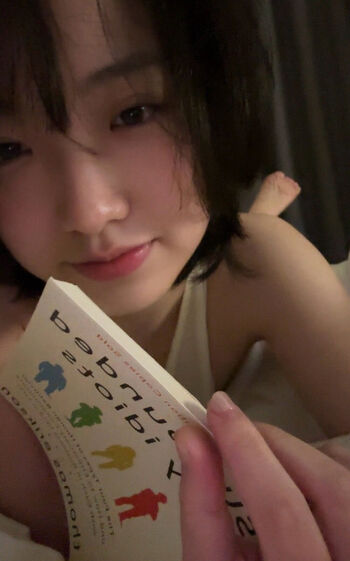 Full leaked Ya page private onlyfans photo