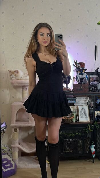 Full leaked Yaboielina page private onlyfans photo