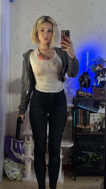 Full leaked Yaboielina page private onlyfans photo