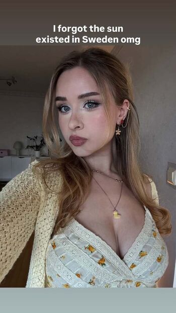 Full leaked Yaboielina private onlyfans photo