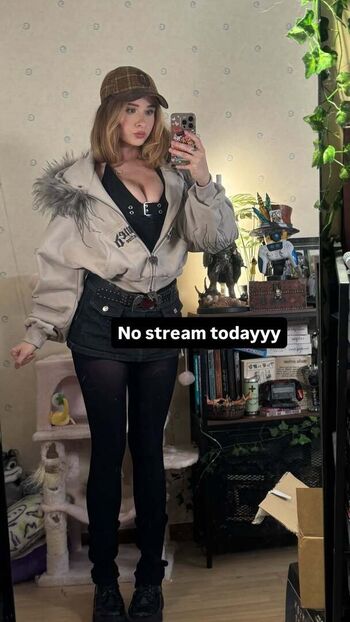 Full leaked Yaboielina private onlyfans photo