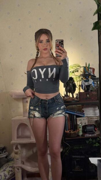 Full leaked Yaboielina private onlyfans photo