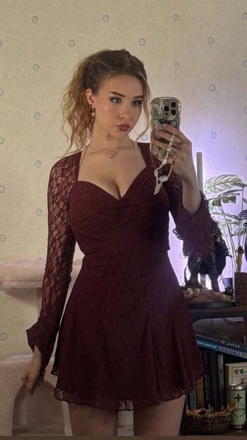 Full leaked Yaboielina private onlyfans photo