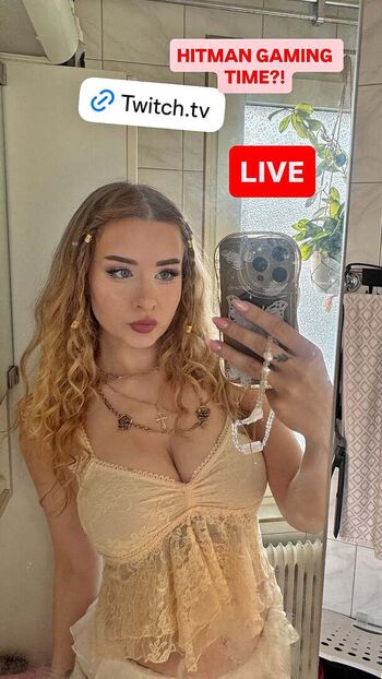 Full leaked Yaboielina page private onlyfans photo
