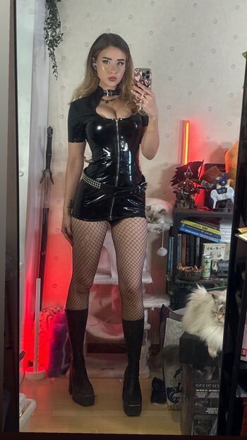 Full leaked Yaboielina private onlyfans photo