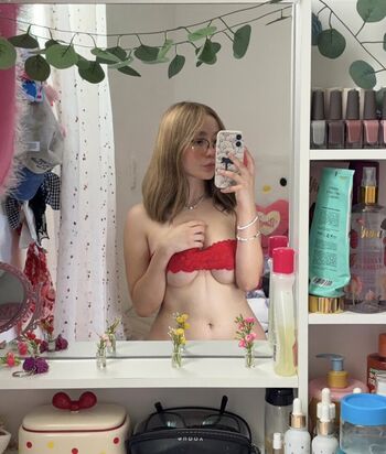 Full leaked Yaeilin private onlyfans photo