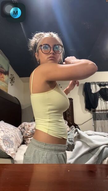 Full leaked Yafavsb private onlyfans photo