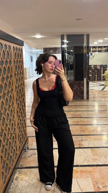 Full leaked Yagmur simsek private onlyfans photo