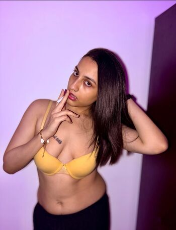 Full leaked Yajna seni page private onlyfans photo