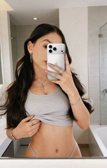 Full leaked Yangamyr private onlyfans photo