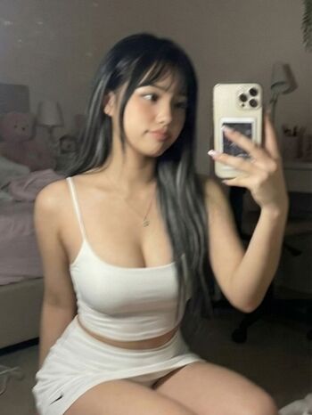 Full leaked Yara kiiiim private onlyfans photo