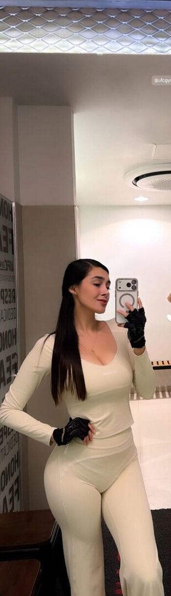 Full leaked Yasi alba private onlyfans photo