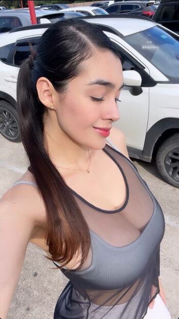 Full leaked Yasi alba private onlyfans photo