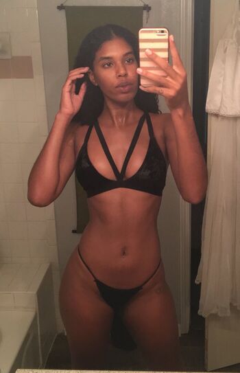 Full leaked Yasmeen kearra private onlyfans photo