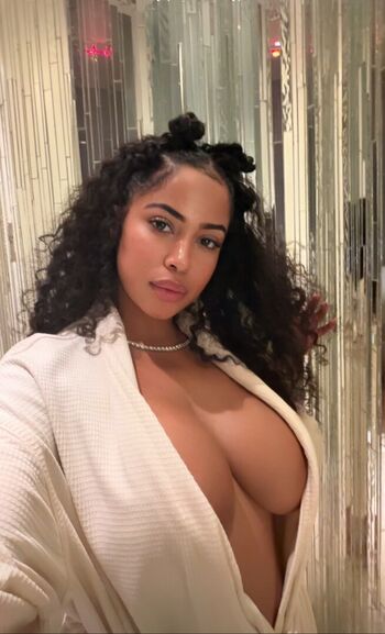 Full leaked Yasmine lopez private onlyfans photo