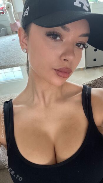 Full leaked Yasminelucyy private onlyfans photo