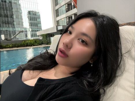 Full leaked Yazy private onlyfans photo