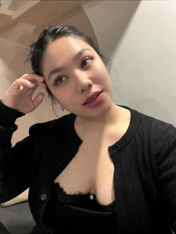 Full leaked Yazy private onlyfans photo