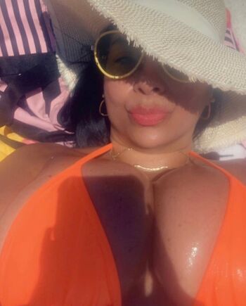 Full leaked Yeinny pacheco private onlyfans photo