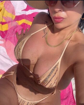 Full leaked Yeinny pacheco private onlyfans photo