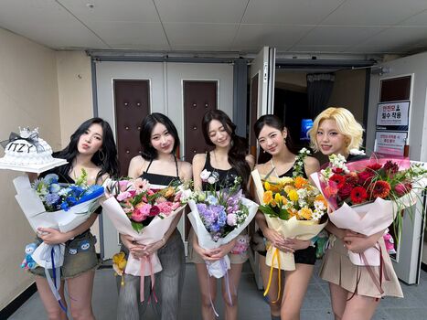 Full leaked Yeji page private onlyfans photo