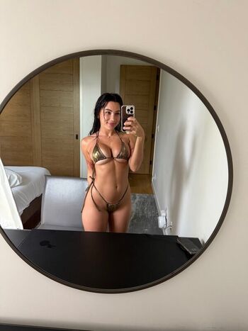 Full leaked Yelaavi private onlyfans photo