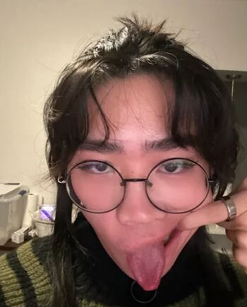 Full leaked Yellow toy private onlyfans photo