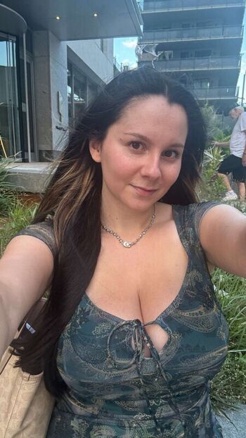 Full leaked Yellz private onlyfans photo