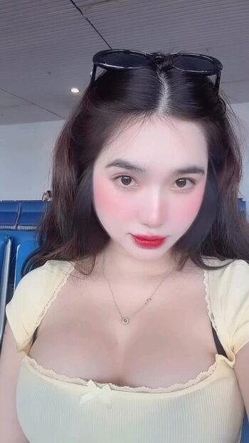 Full leaked Yenvy private onlyfans photo