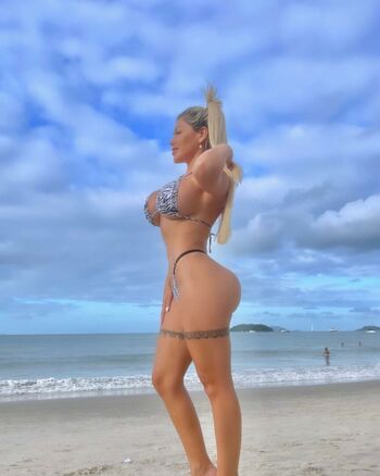 Full leaked Yenys olmedo private onlyfans photo