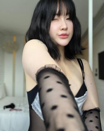 Full leaked Yeonjju page private onlyfans photo