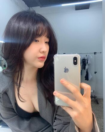 Full leaked Yeonjju page private onlyfans photo
