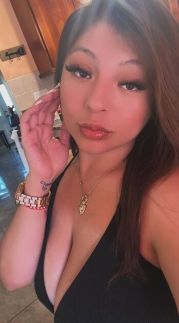 Full leaked Yesenia s private onlyfans photo