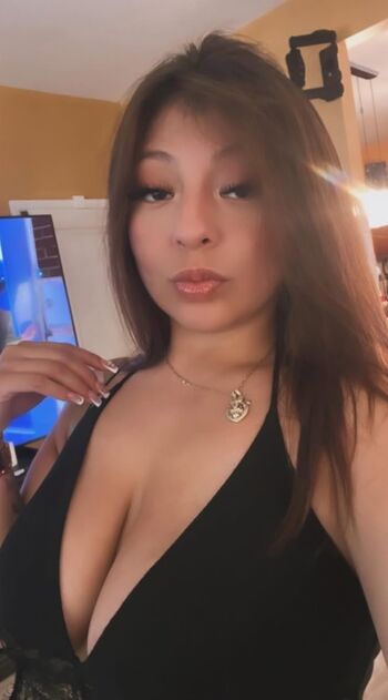Full leaked Yesenia s private onlyfans photo