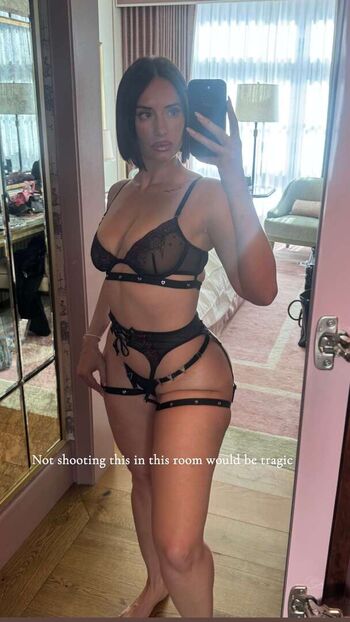 Full leaked Yesjulz  page private onlyfans photo