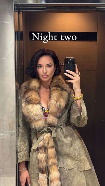 Full leaked Yesjulz  page private onlyfans photo