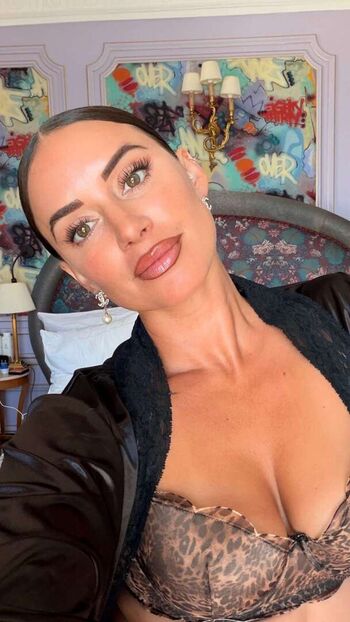 Full leaked Yesjulz  page private onlyfans photo