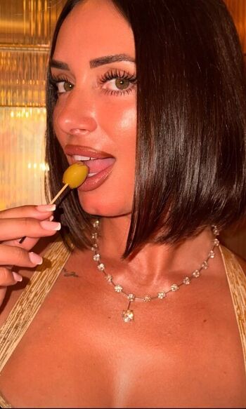 Full leaked Yesjulz  page private onlyfans photo