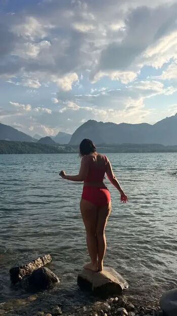 Full leaked Yesjulz page private onlyfans photo