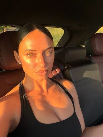 Full leaked Yesjulz private onlyfans photo