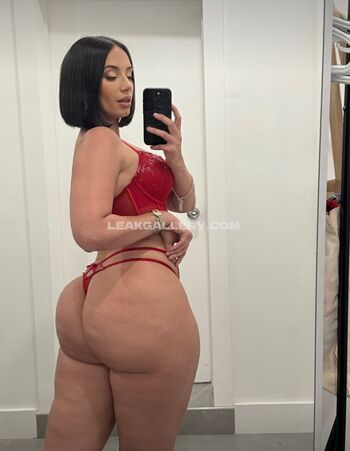 Full leaked Yesjulz  page private onlyfans photo