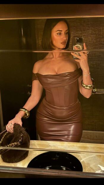 Full leaked Yesjulz private onlyfans photo
