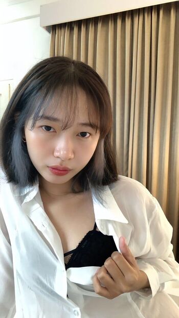 Full leaked Yhn private onlyfans photo