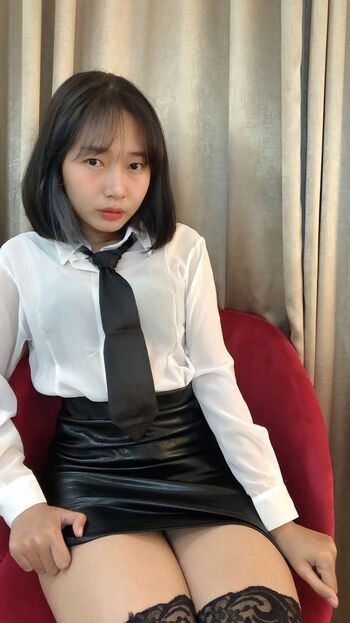 Full leaked Yhn private onlyfans photo