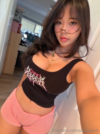 Full leaked Yinahomefi private onlyfans photo
