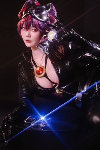 Ying Tze