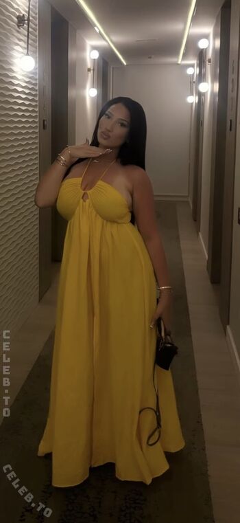 Full leaked Yisel private onlyfans photo