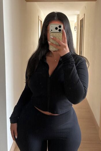 Full leaked Youtubers/ private onlyfans photo